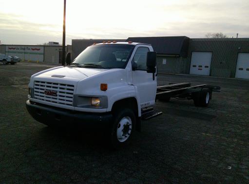 Used 2008 26 ' Cab and Chassis for sale