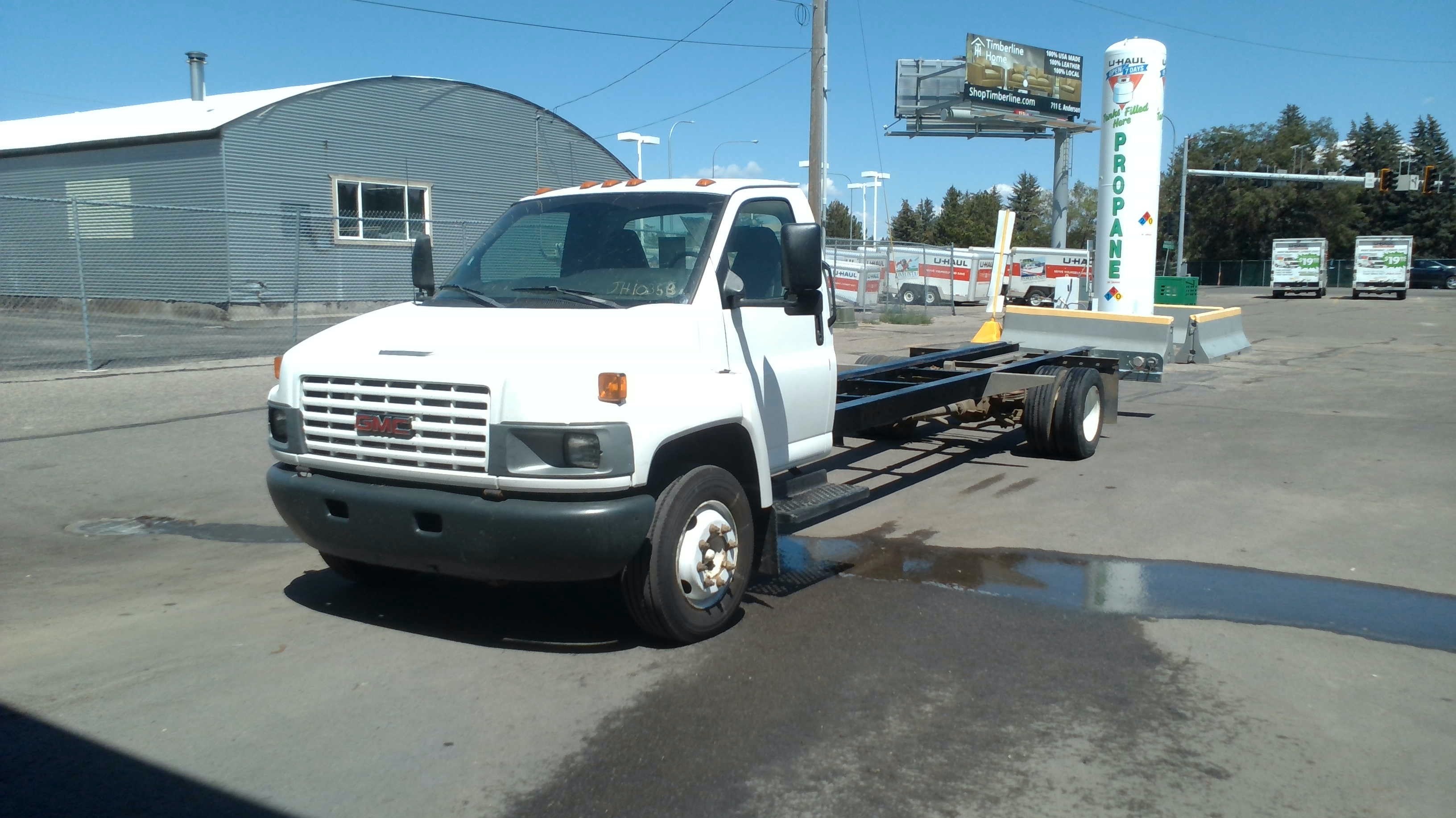 Used 2008 26 ' Cab and Chassis for sale