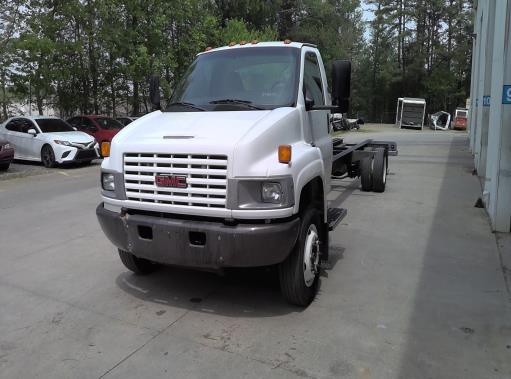 Used 2008 26 ' Cab and Chassis for sale