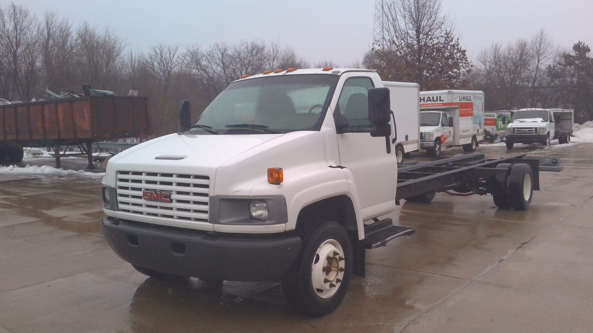 Cabina y chasis 2006 de 26 ft usados para la venta
