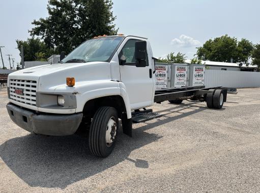 Used 2006 26 ' Cab and Chassis for sale