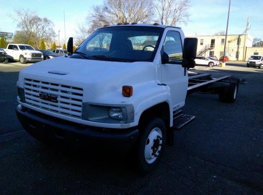 Used 2006 26 ' Cab and Chassis for sale