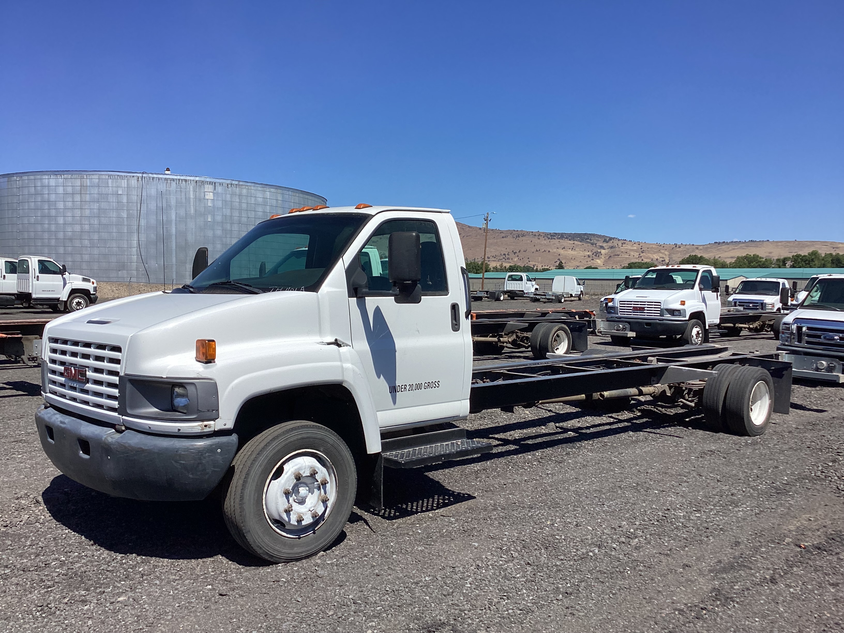 Used 2007 26 ' Cab and Chassis for sale