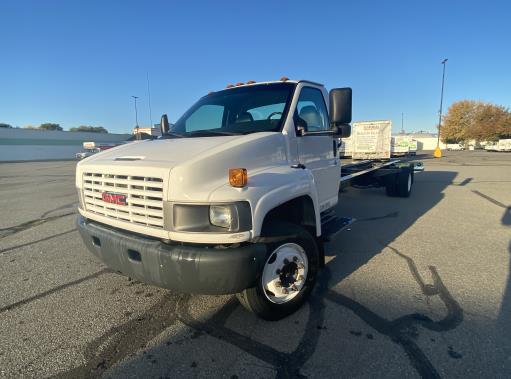 Used 2006 26 ' Cab and Chassis for sale