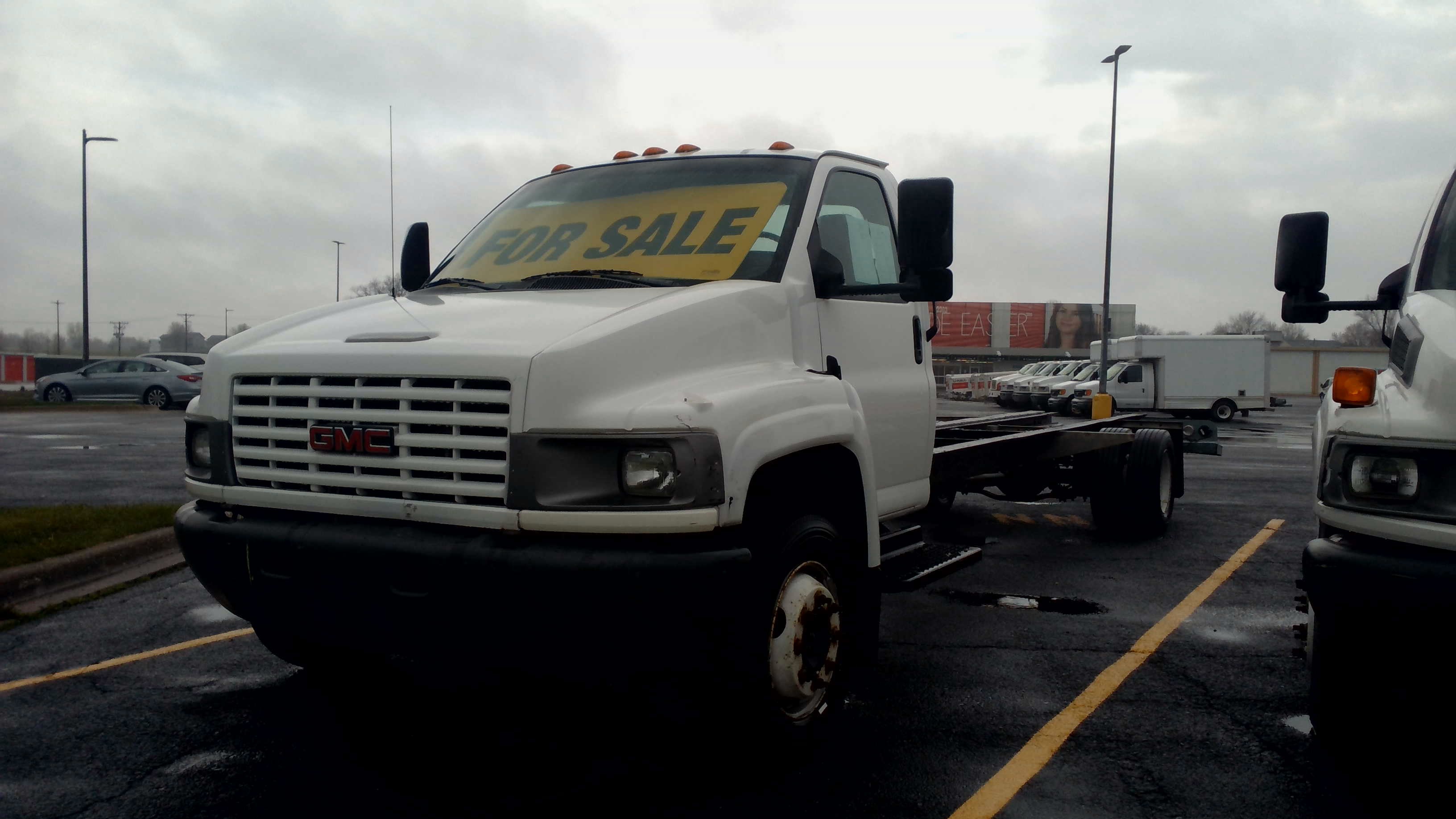 2005 GMC 5500 Cab and Chassis for Sale in Davenport, IA 52806 UHaul