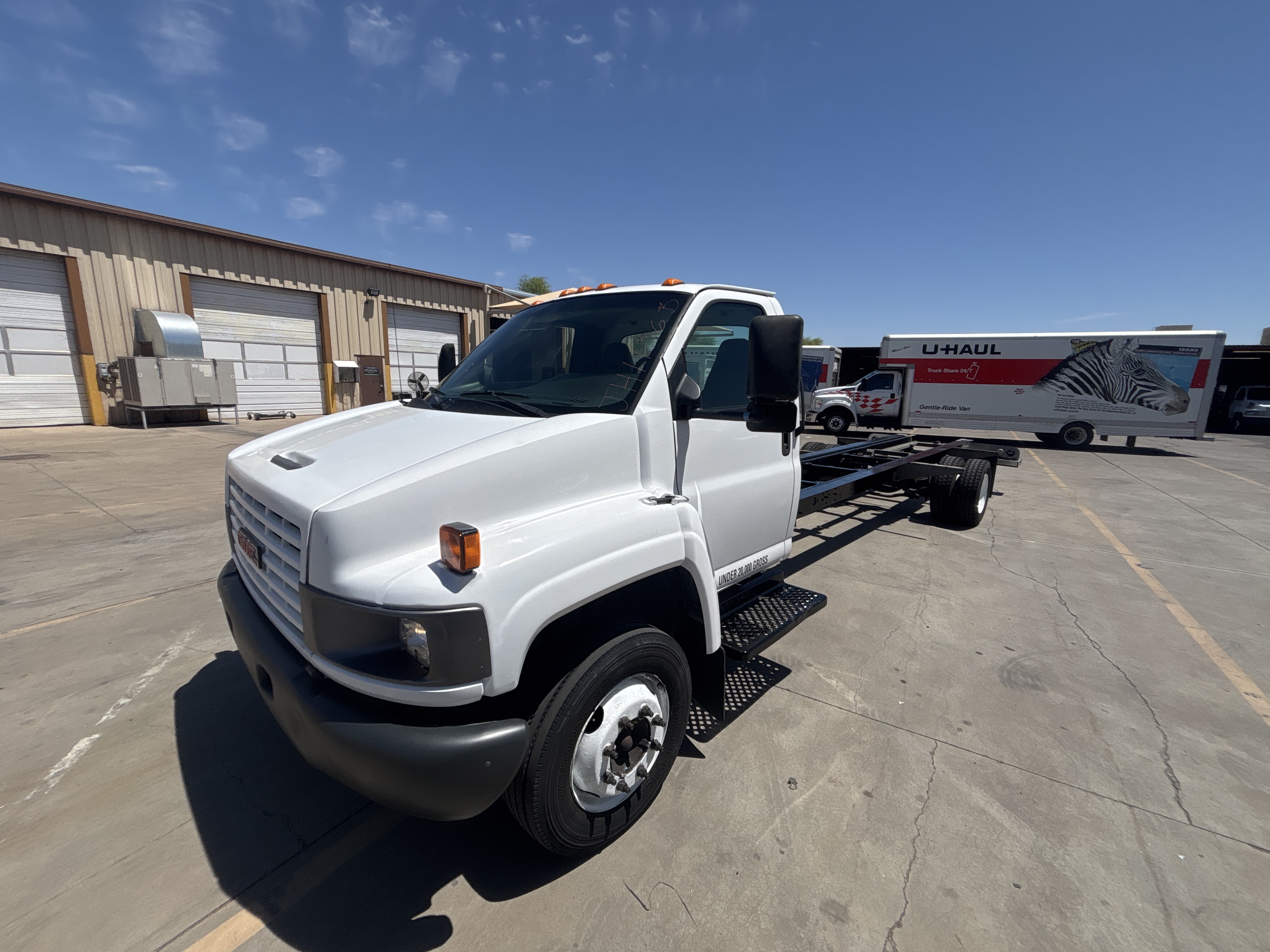 Used 2008 26 ' Cab and Chassis for sale