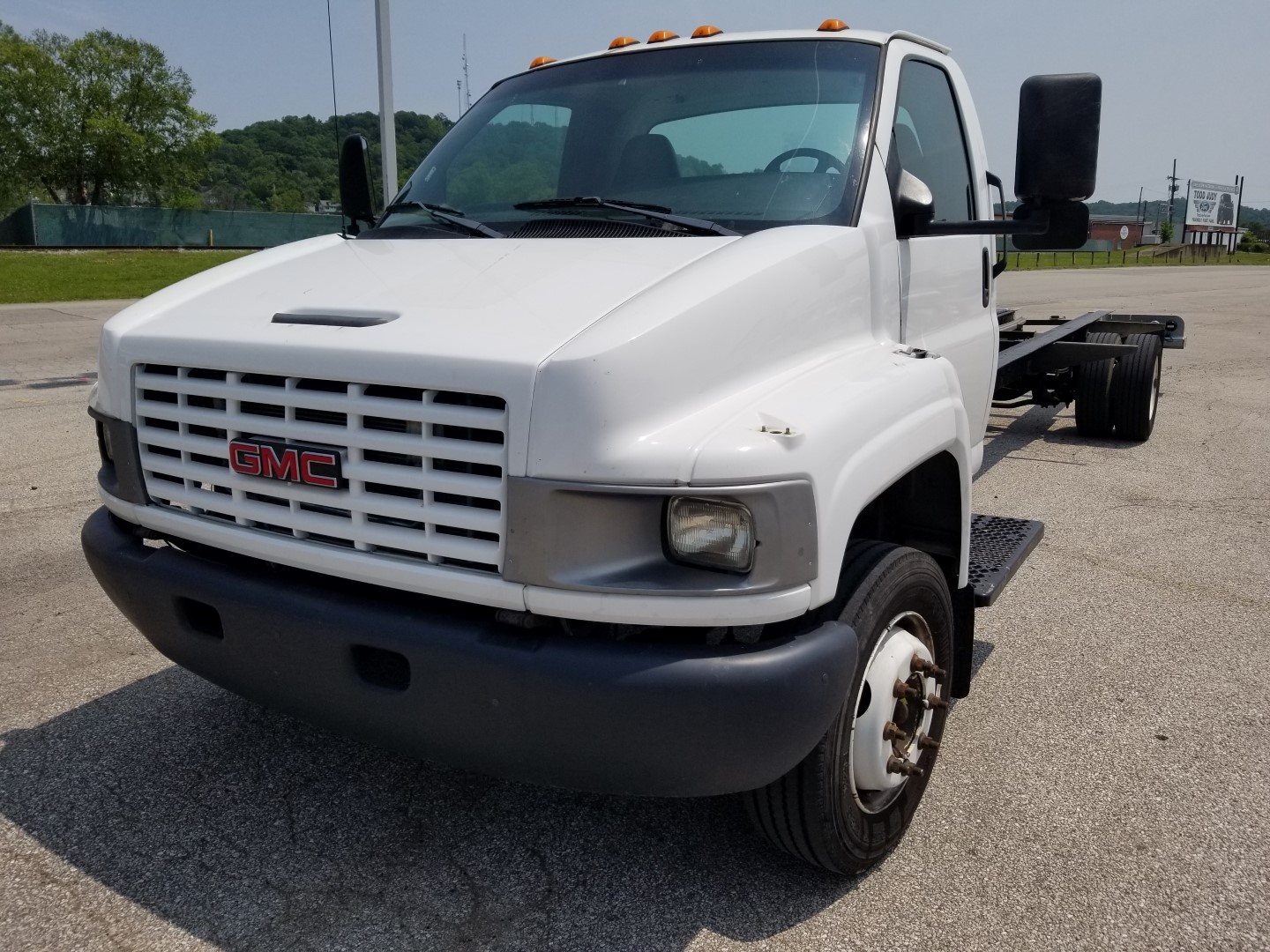 Used 2007 26 ' Cab and Chassis for sale