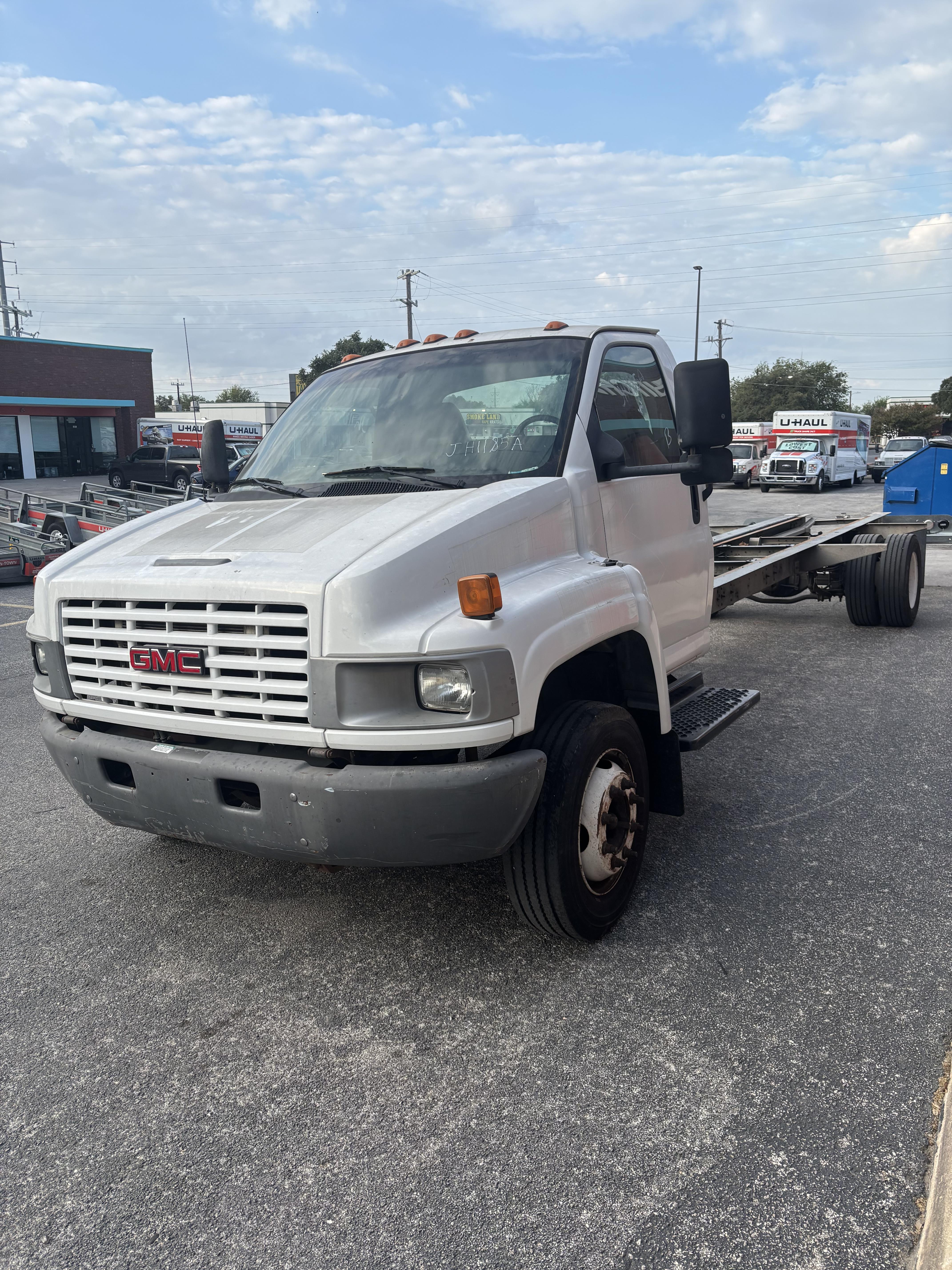 Used 2007 26 ' Cab and Chassis for sale