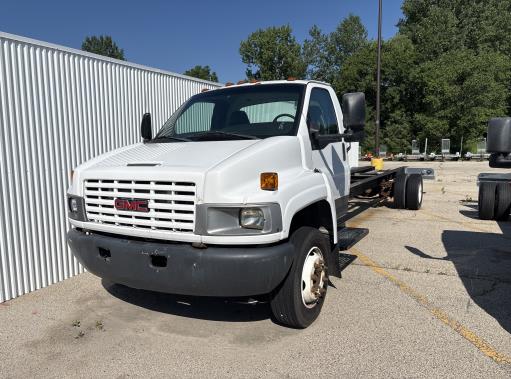 Used 2007 26 ' Cab and Chassis for sale