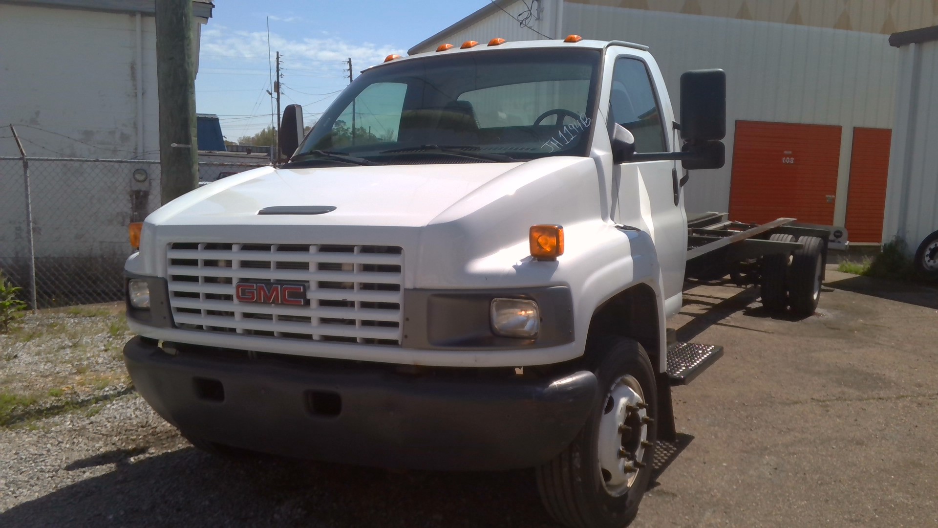 Used 2008 26 ' Cab and Chassis for sale