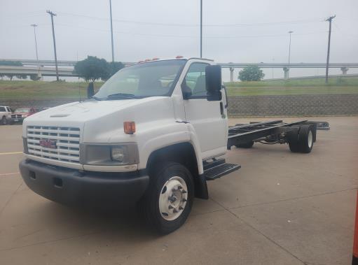 Used 2006 26 ' Cab and Chassis for sale