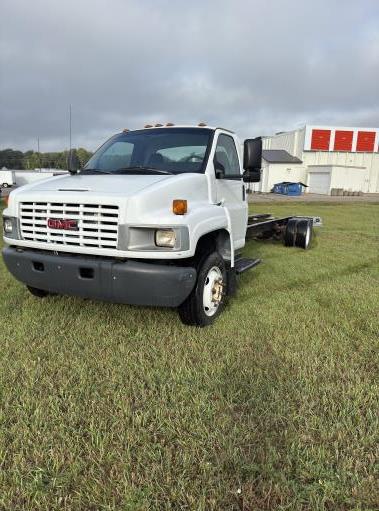 Used 2008 26 ' Cab and Chassis for sale