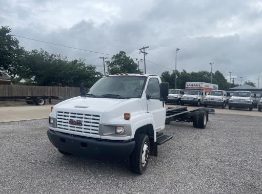 Used 2008 26 ' Cab and Chassis for sale
