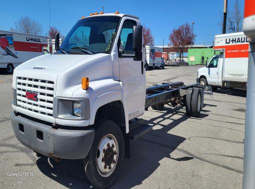 Used 2008 26 ' Cab and Chassis for sale