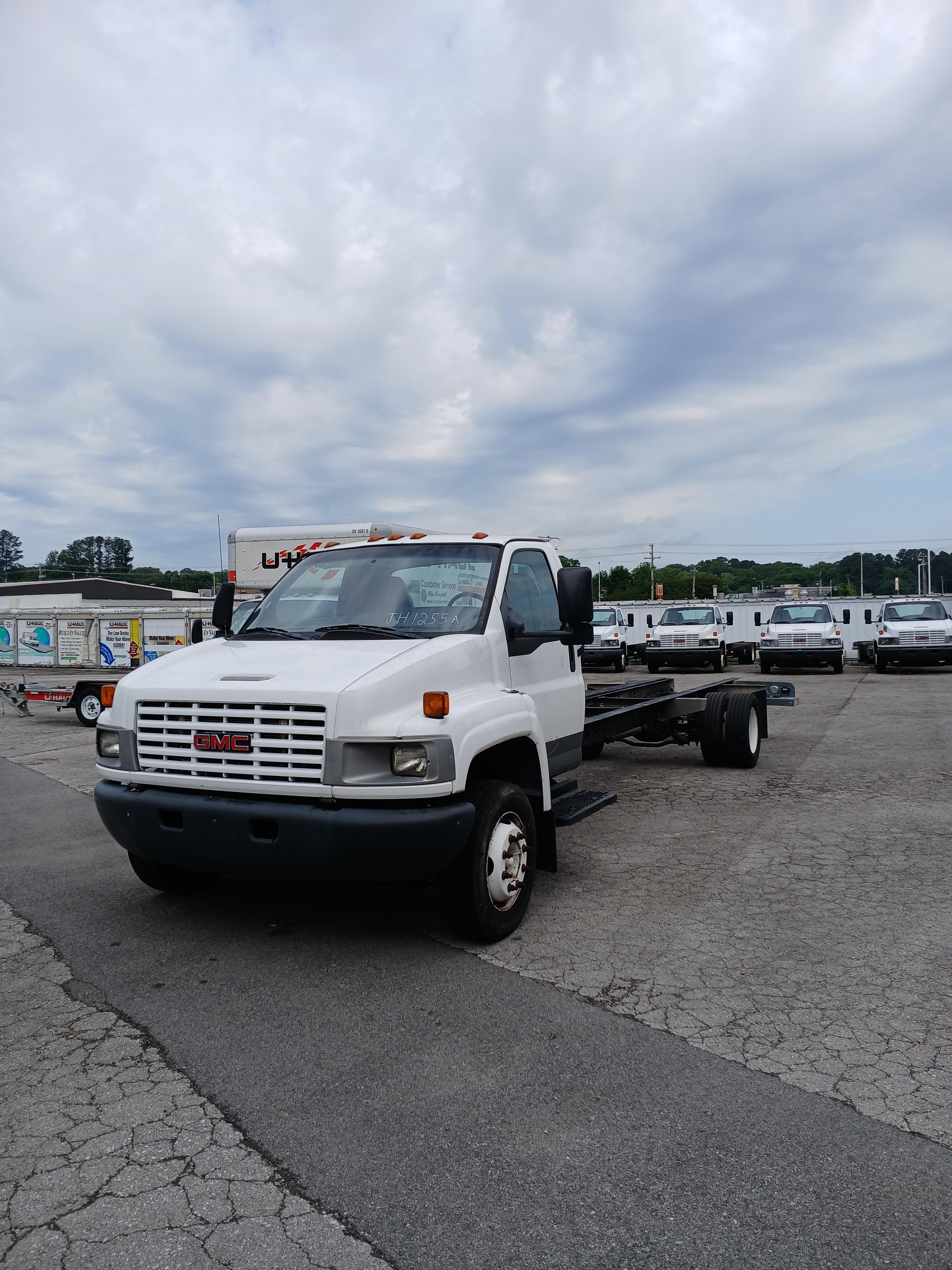 Used 2007 26 ' Cab and Chassis for sale