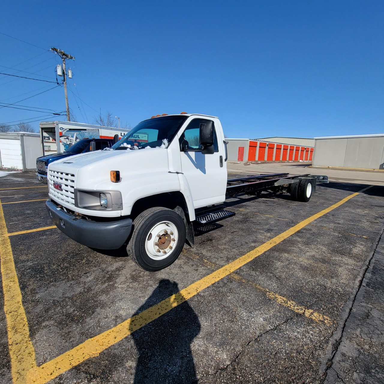 2006 GMC 5500 Cab and Chassis for Sale in Eau Claire, WI 54703 UHaul