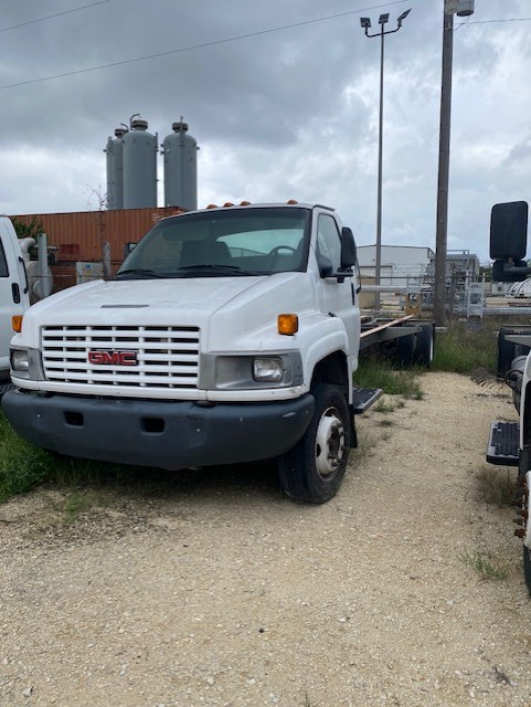Used 2008 26 ' Cab and Chassis for sale