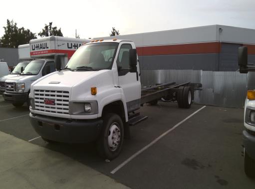 Used 2006 26 ' Cab and Chassis for sale