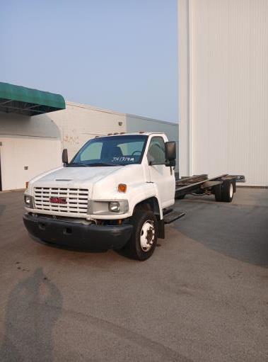 Used 2006 26 ' Cab and Chassis for sale