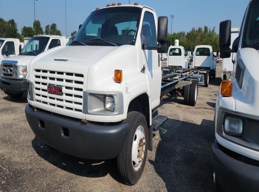 Used 2007 26 ' Cab and Chassis for sale