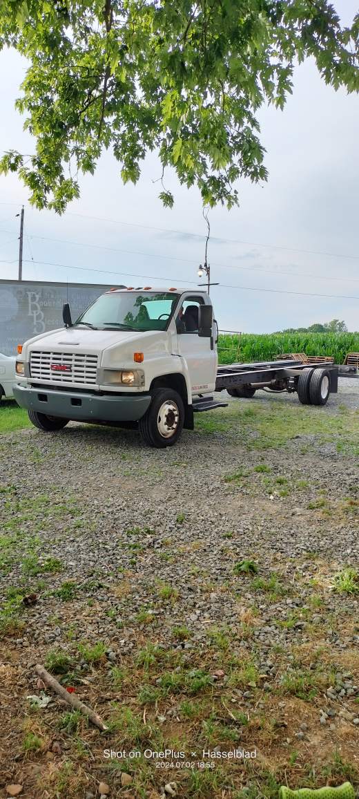Used 2007 26 ' Cab and Chassis for sale