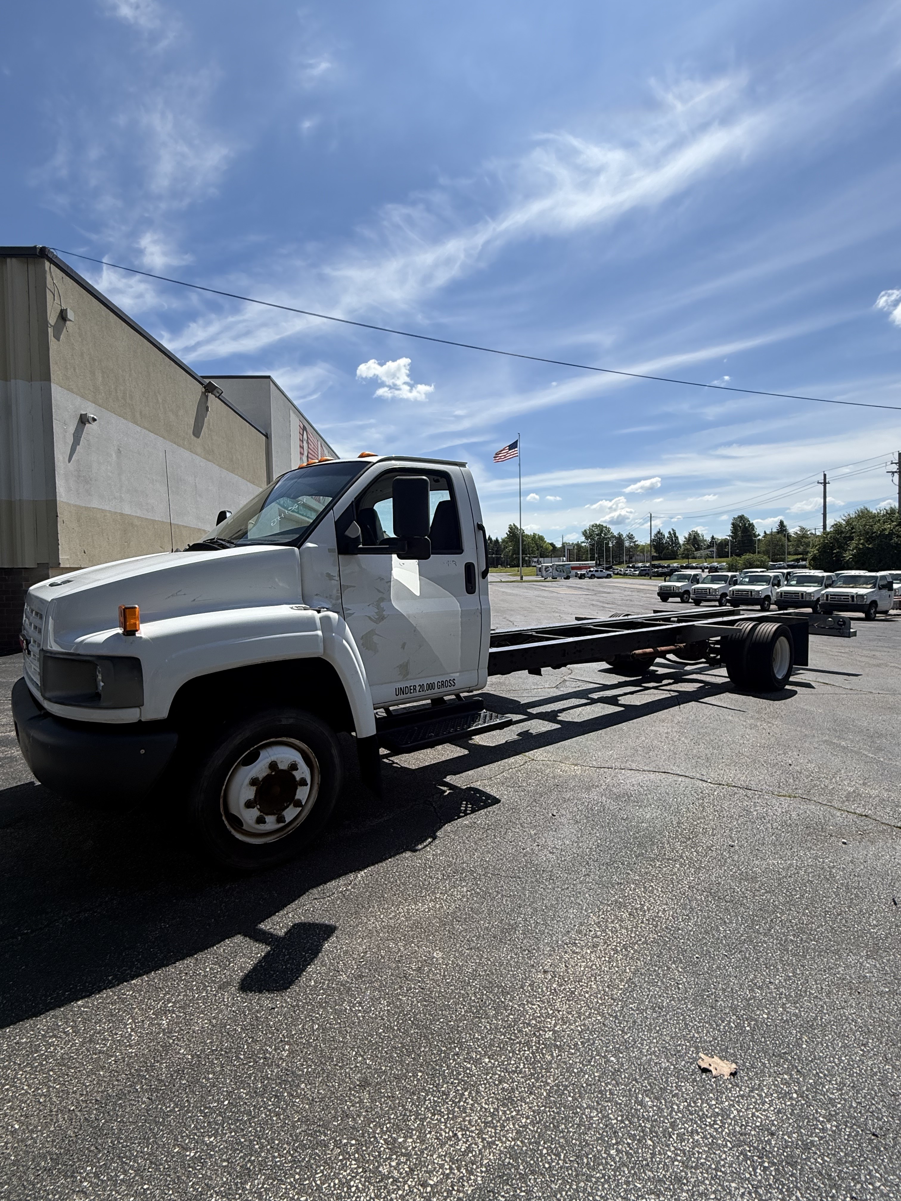 Used 2007 26 ' Cab and Chassis for sale