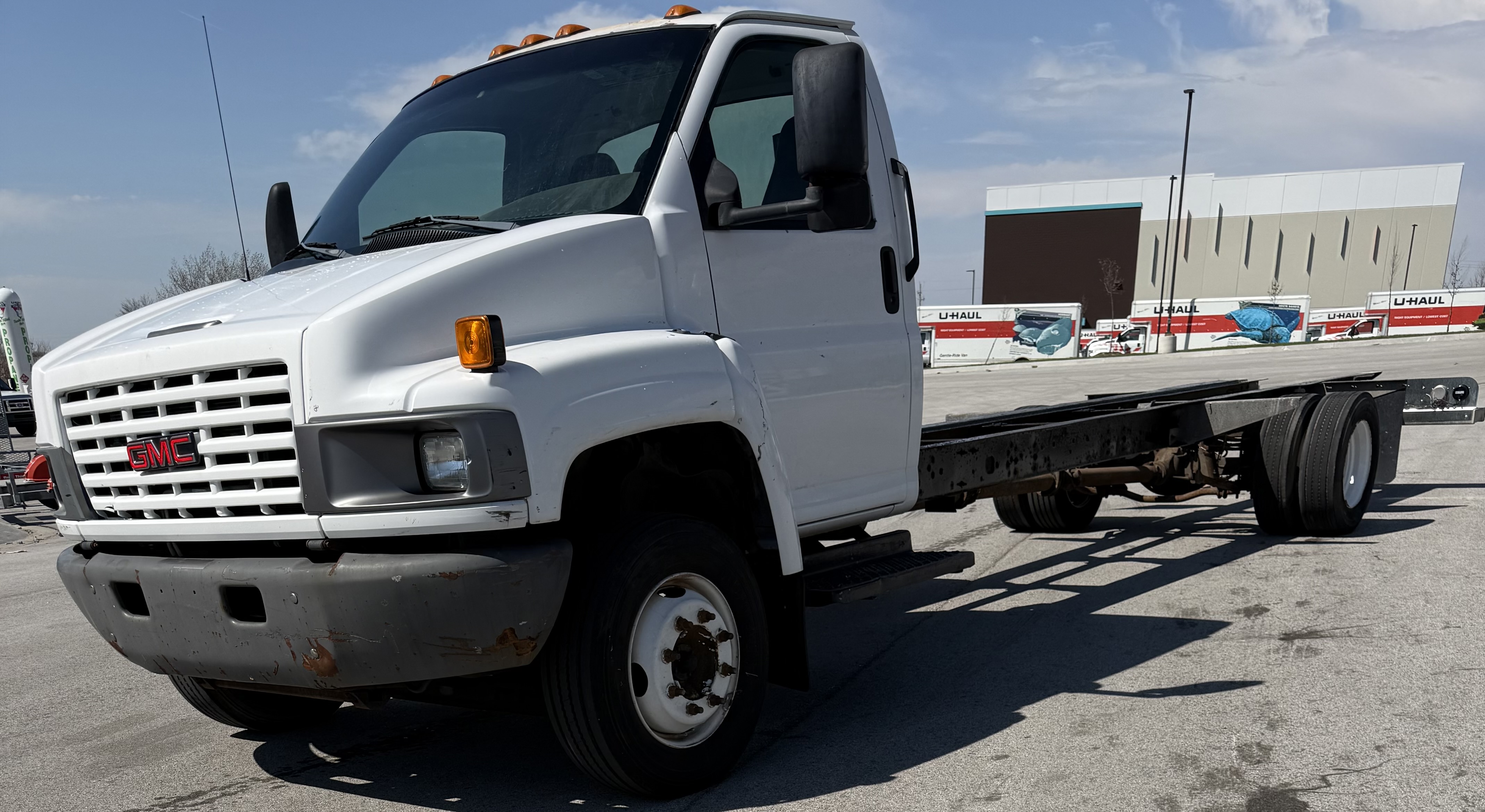 Used 2006 26 ' Cab and Chassis for sale