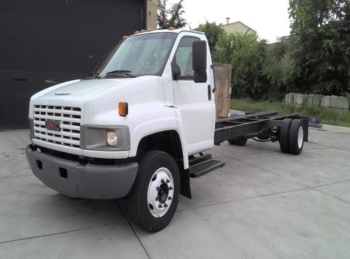 Used 2008 26 ' Cab and Chassis for sale
