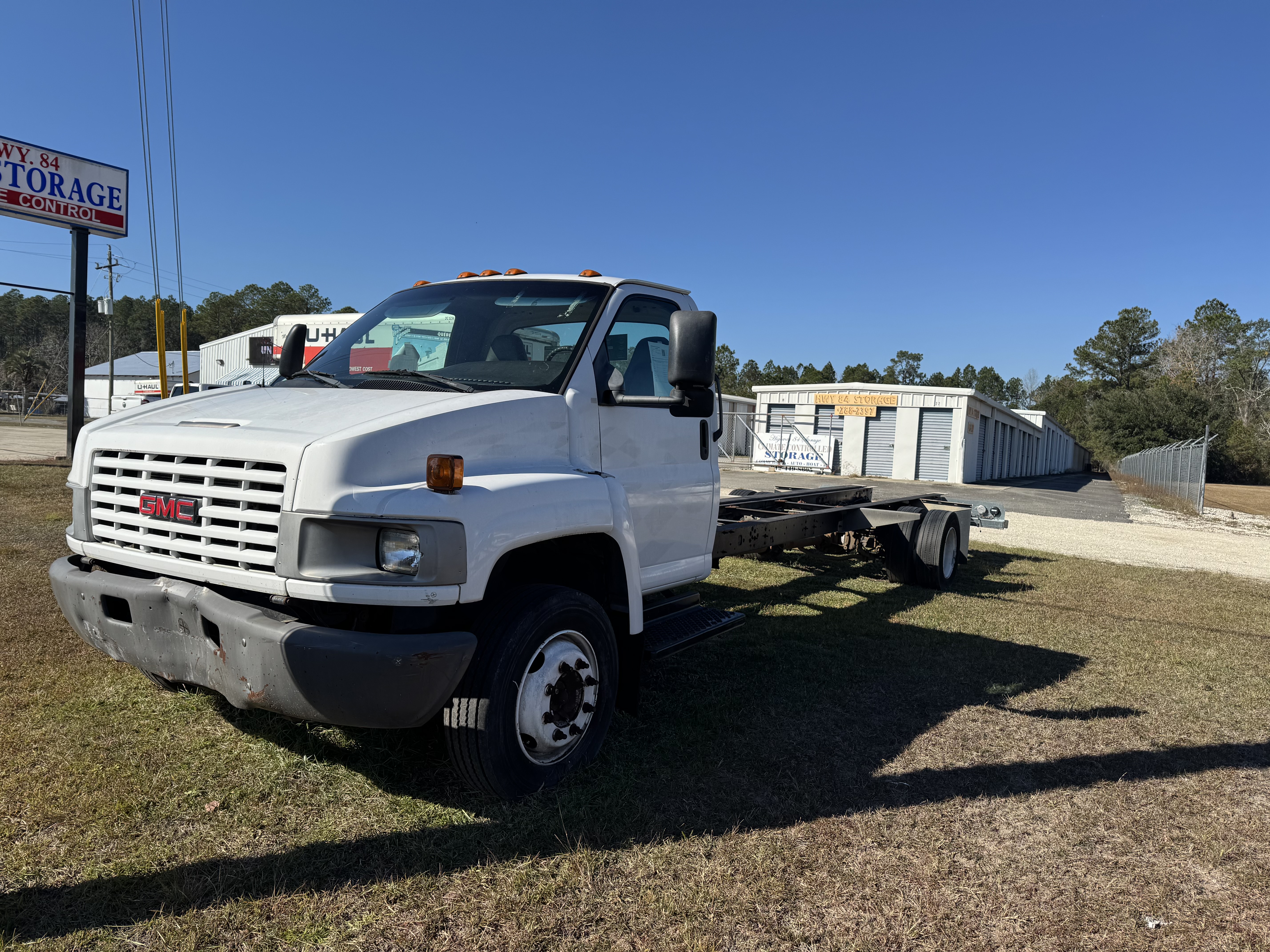 Used 2007 26 ' Cab and Chassis for sale