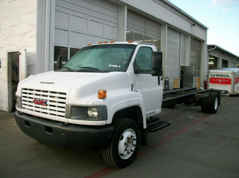 Used 2007 26 ' Cab and Chassis for sale