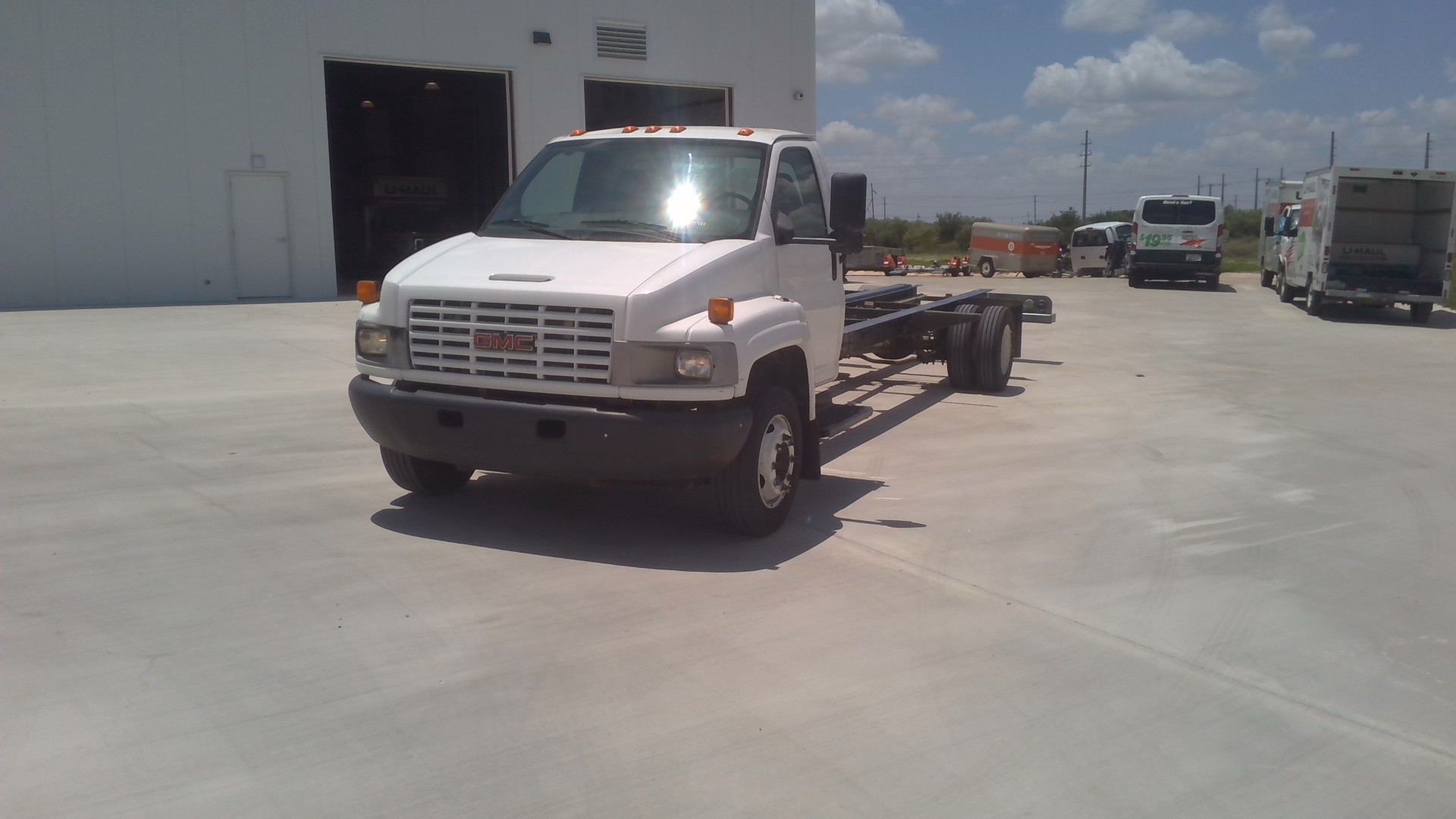 Used 2008 26 ' Cab and Chassis for sale