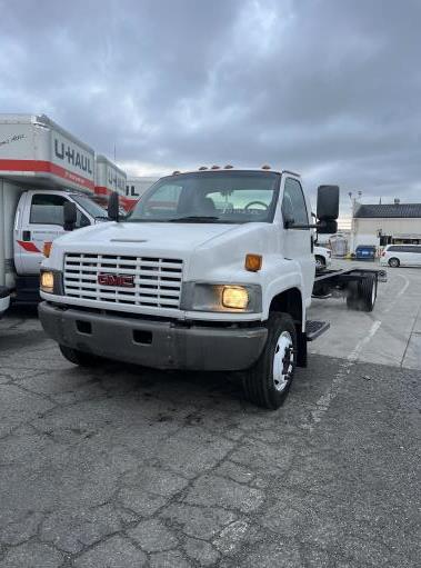 Cabina y chasis 2008 de 26 ft usados para la venta