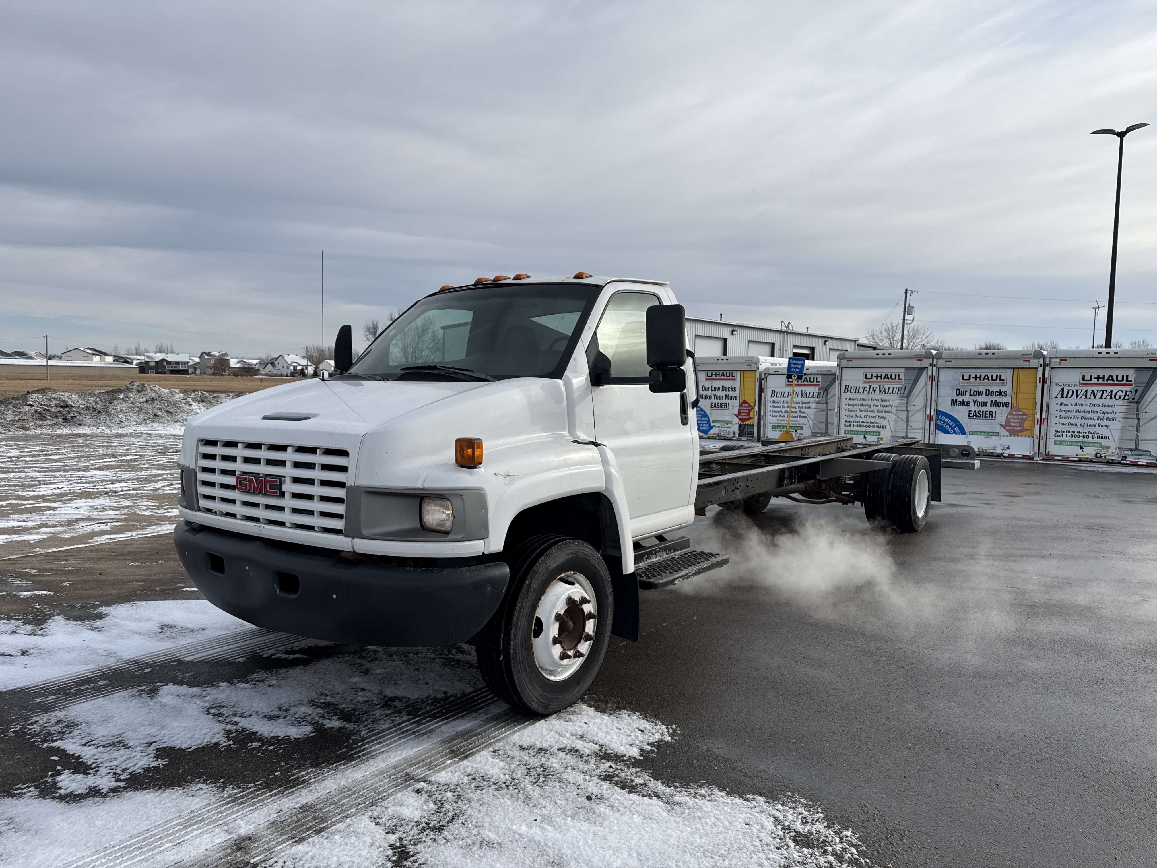 Used 2006 26 ' Cab and Chassis for sale