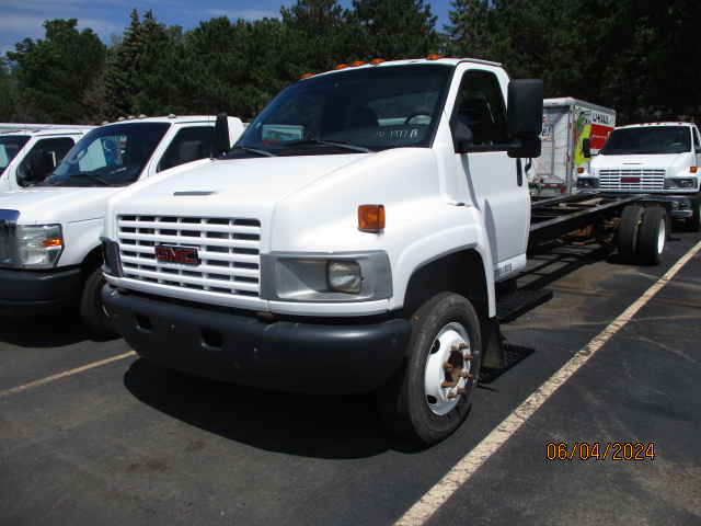 Used 2008 26 ' Cab and Chassis for sale