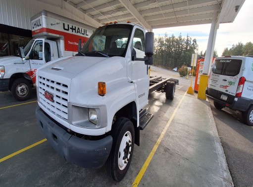 Used 2008 26 ' Cab and Chassis for sale
