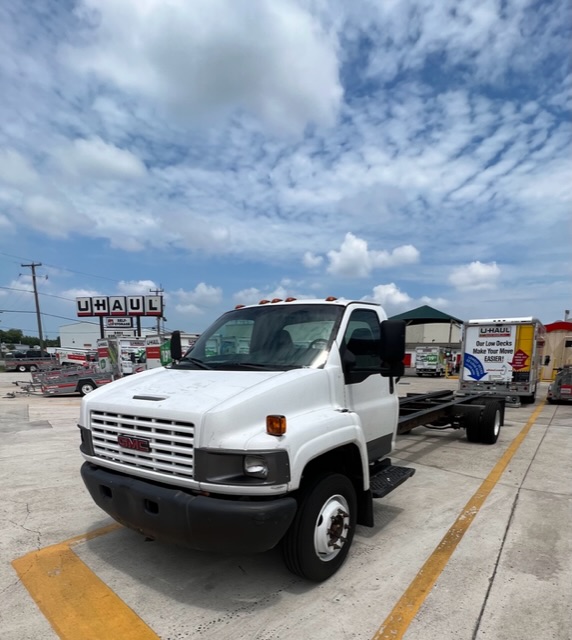 Used 2008 26 ' Cab and Chassis for sale