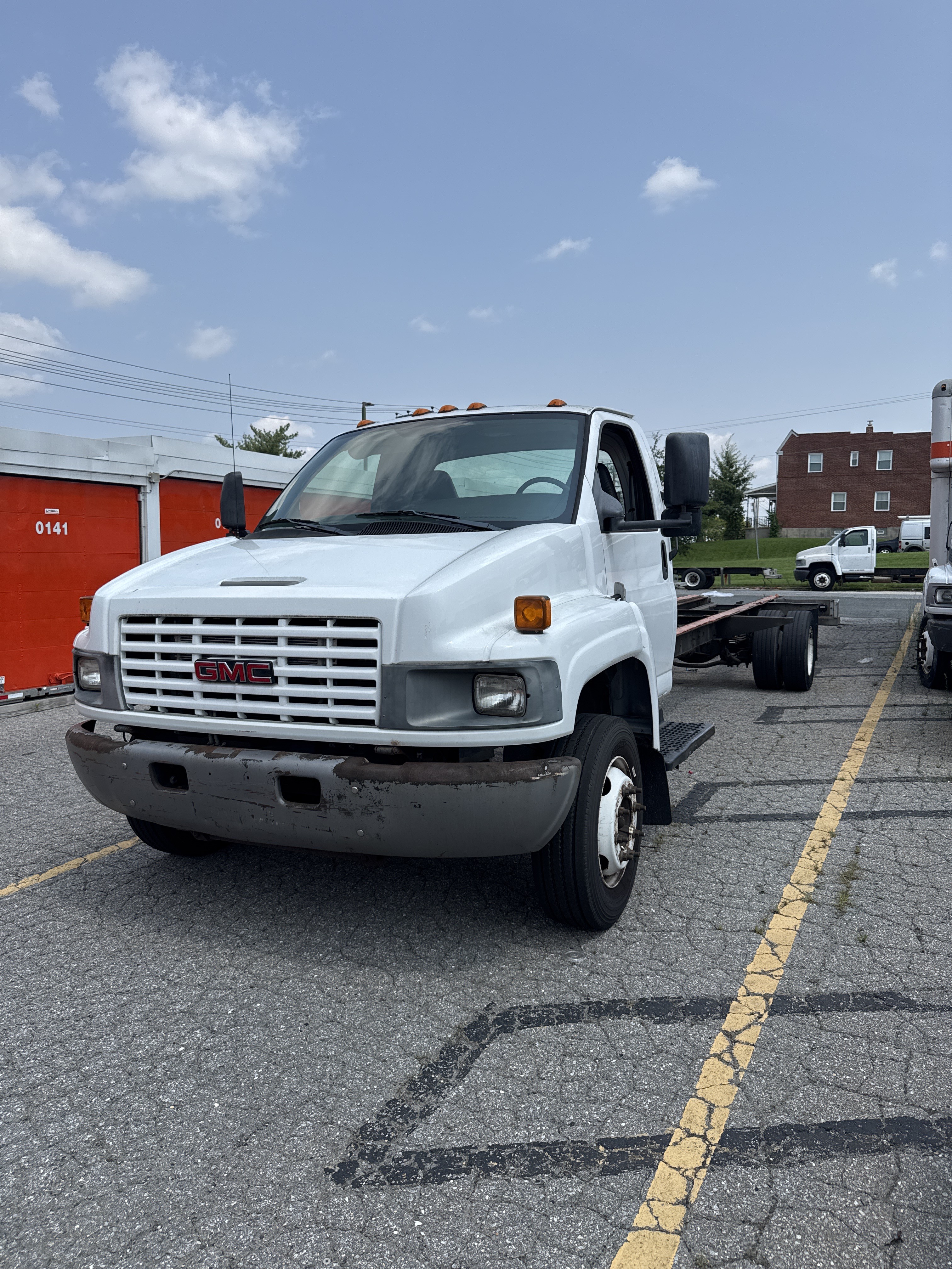 Used 2008 26 ' Cab and Chassis for sale