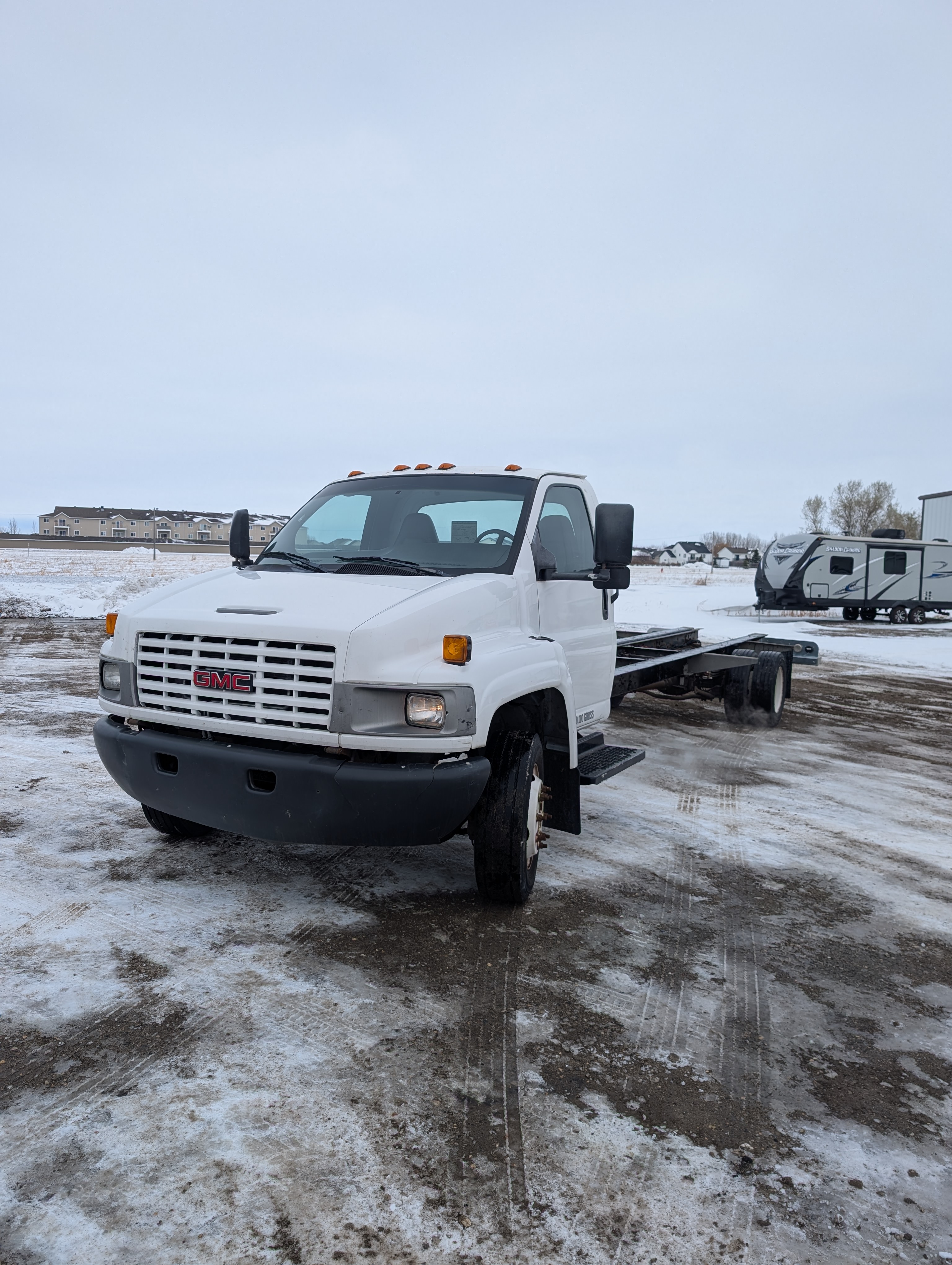 Used 2006 26 ' Cab and Chassis for sale