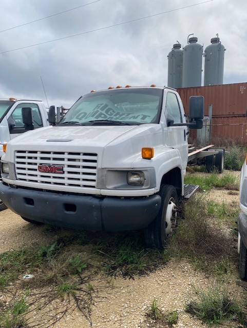 Used 2008 26 ' Cab and Chassis for sale