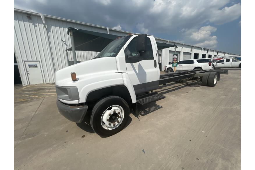 Used 2007 26 ' Cab and Chassis for sale