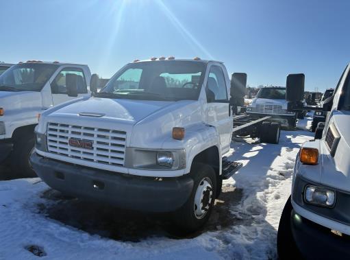 Used 2008 26 ' Cab and Chassis for sale