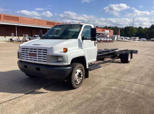 Used 2008 26 ' Cab and Chassis for sale