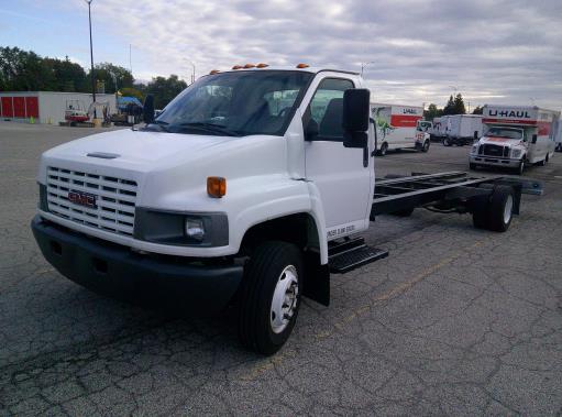 Used 2008 26 ' Cab and Chassis for sale