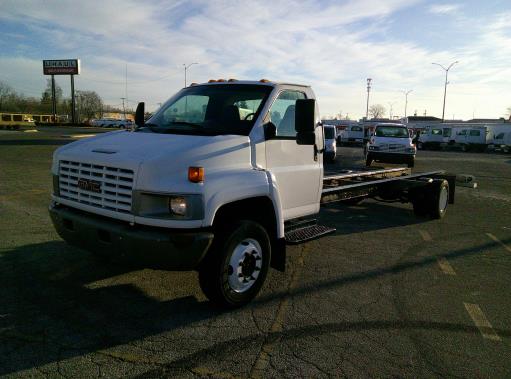 Used 2007 26 ' Cab and Chassis for sale