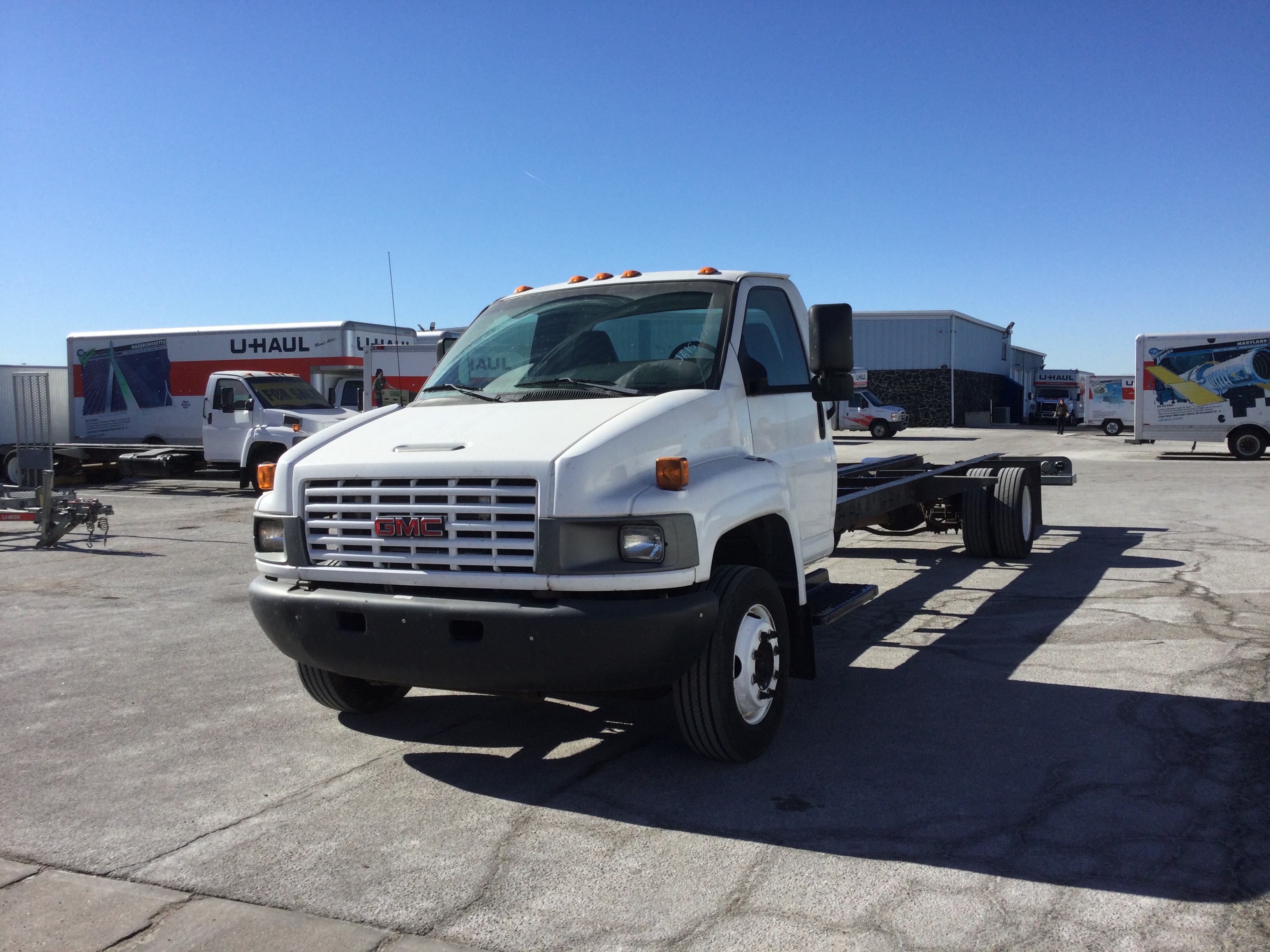 Used 2008 26 ' Cab and Chassis for sale