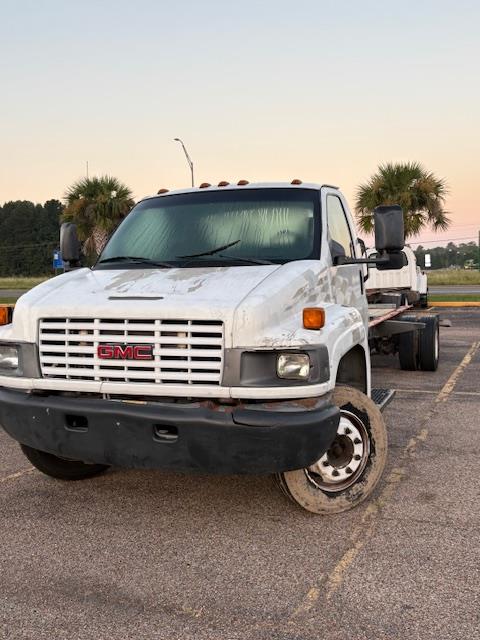 Used 2008 26 ' Cab and Chassis for sale
