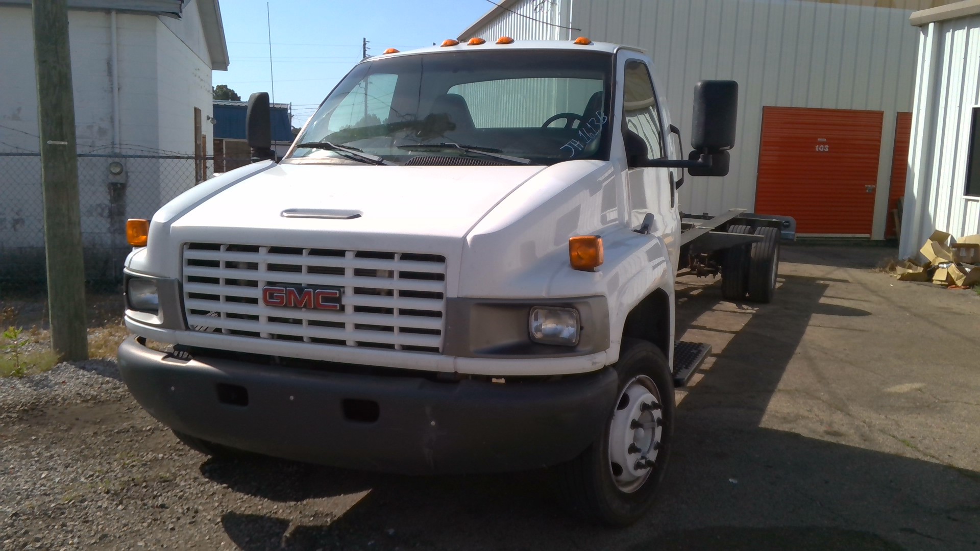 Used 2008 26 ' Cab and Chassis for sale