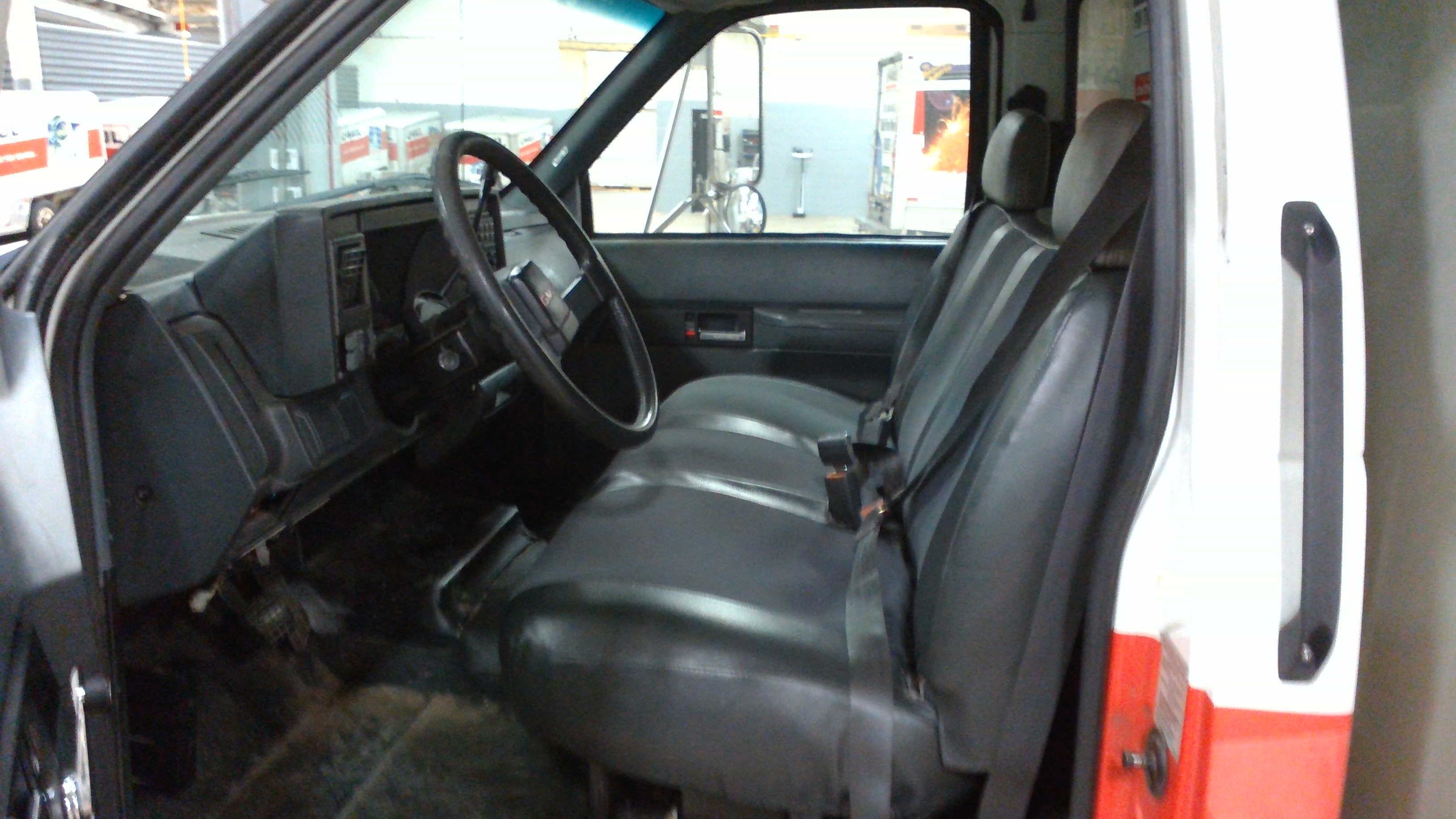 2000-26-cab-and-chassis-for-sale-in-wauwatosa-wi-53222-u-haul