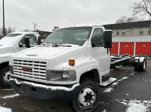 Used 2006 26 ' Cab and Chassis for sale