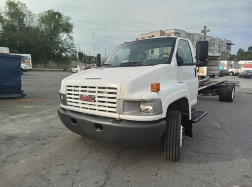 Used 2007 26 ' Cab and Chassis for sale